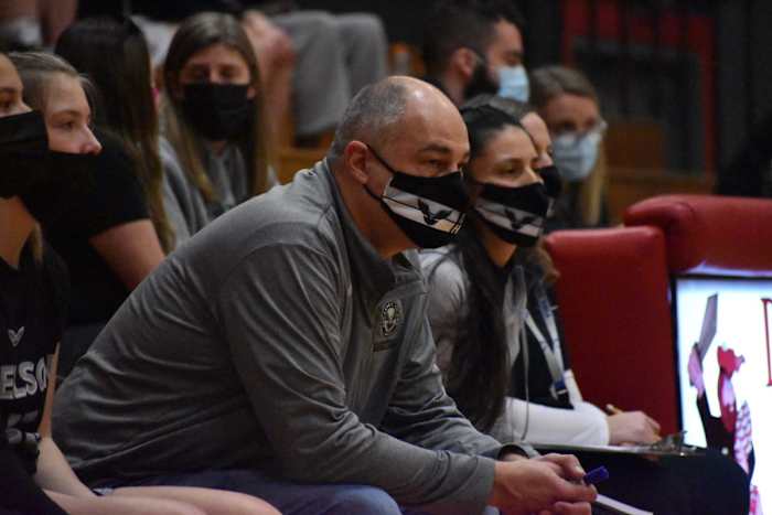 Nelson.David-Douglas.girls-basketball.Dave-Ball.5